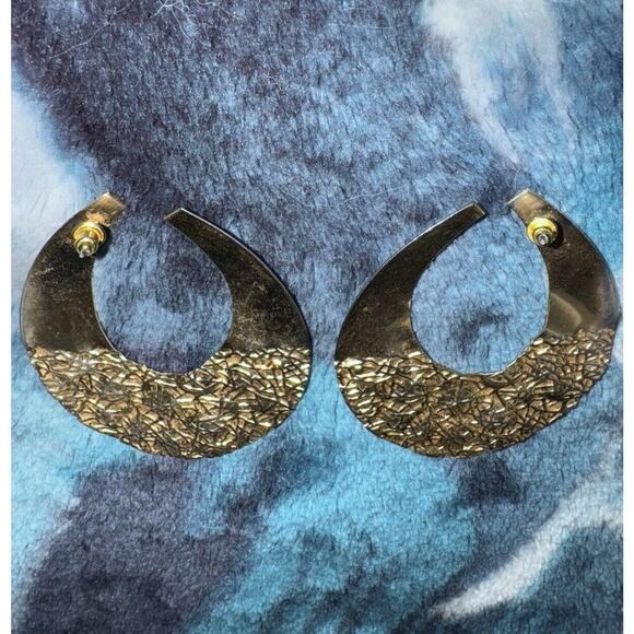 EARRINGS Golden Textured/Smooth Hoops - Picture 10 of 11